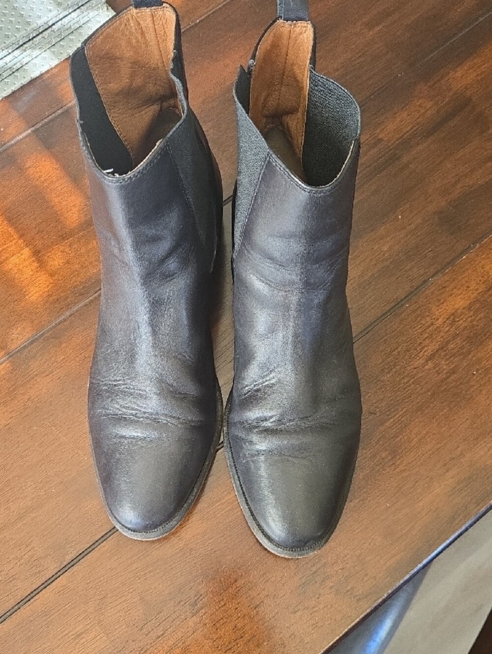 COACH womans Black Leather Chelsea Boots. Sz 10M. - Picture 5 of 11